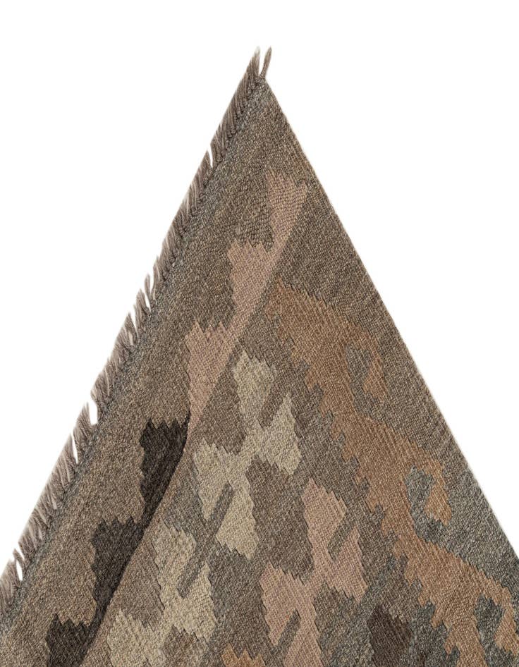 Detail image of  11' 10 x 16' 3  Hand Woven Kilim Maymana Wool Rug