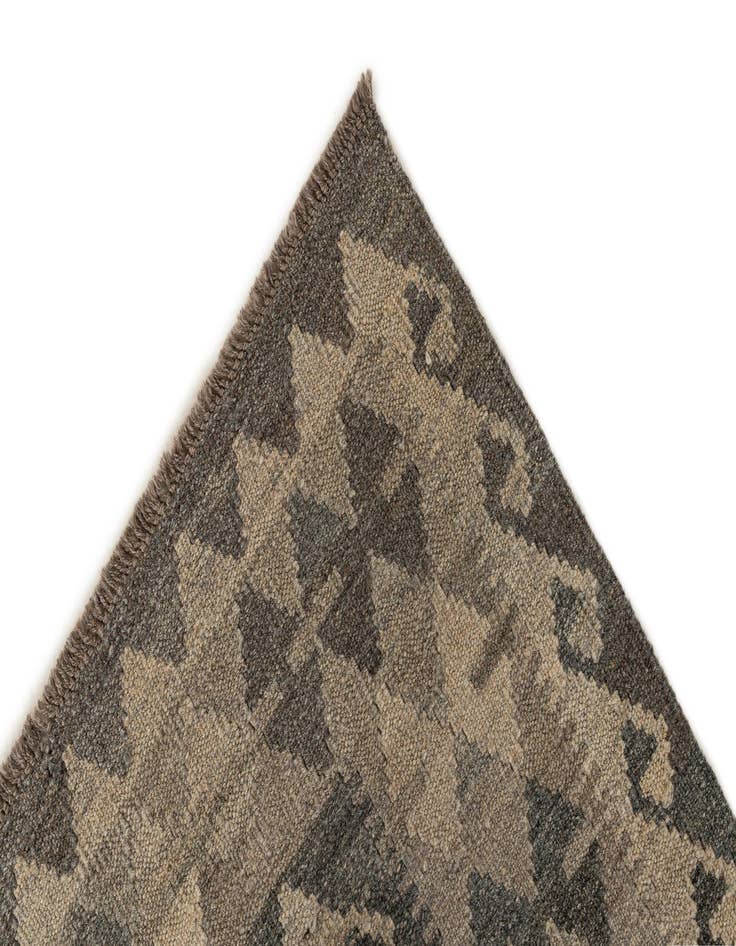 Detail image of  6' 10 x 9' 6  Hand Woven Kilim Maymana Wool Rug