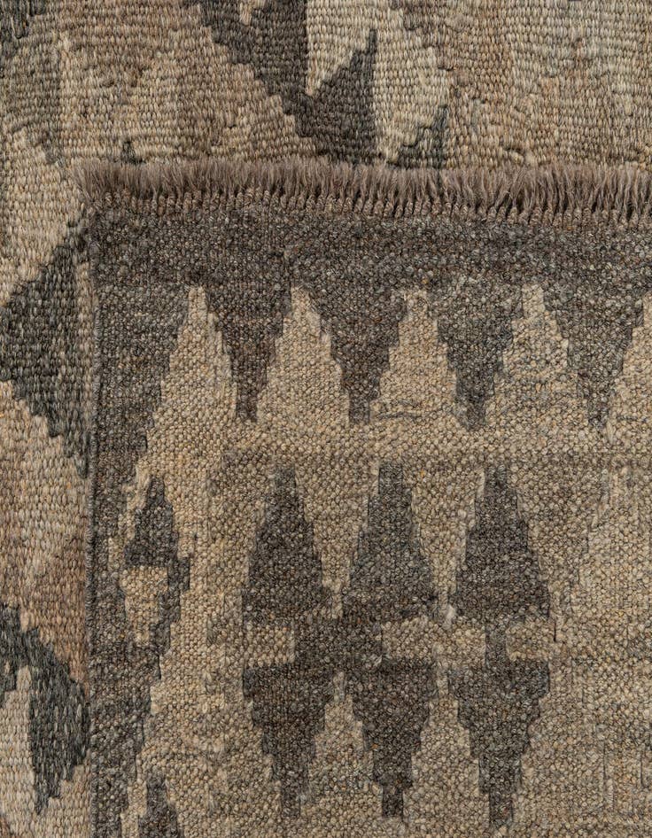 Detail image of  6' 10 x 9' 6  Hand Woven Kilim Maymana Wool Rug