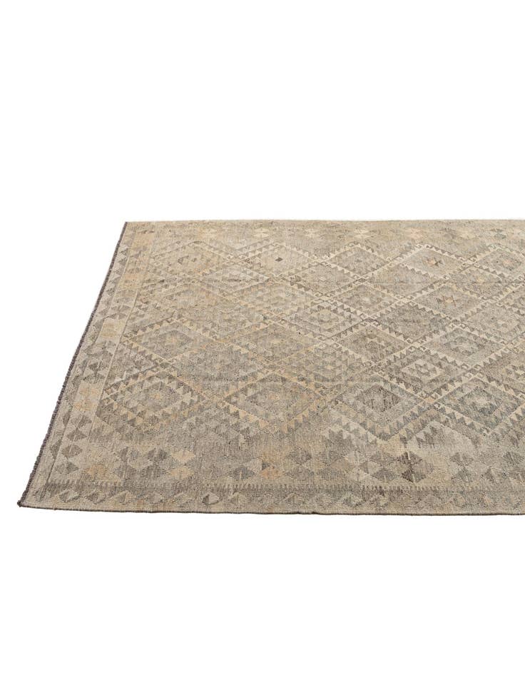 Detail image of  6' 11 x 10' 2  Hand Woven Kilim Maymana Wool Rug