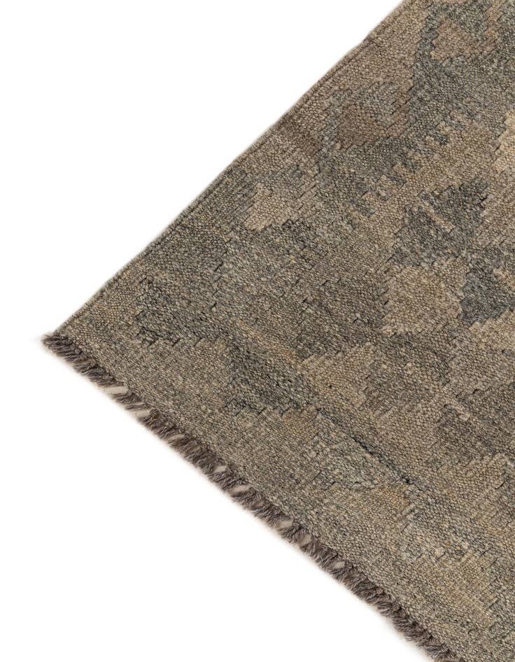 Detail image of  6' 11 x 10' 2  Hand Woven Kilim Maymana Wool Rug