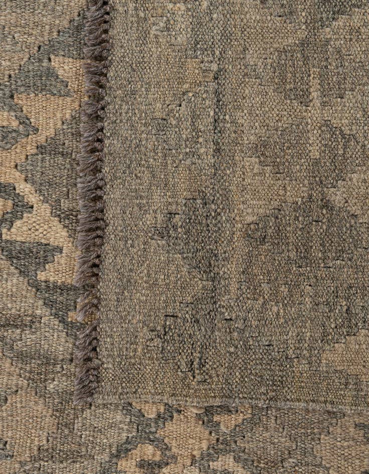 Detail image of  6' 11 x 10' 2  Hand Woven Kilim Maymana Wool Rug