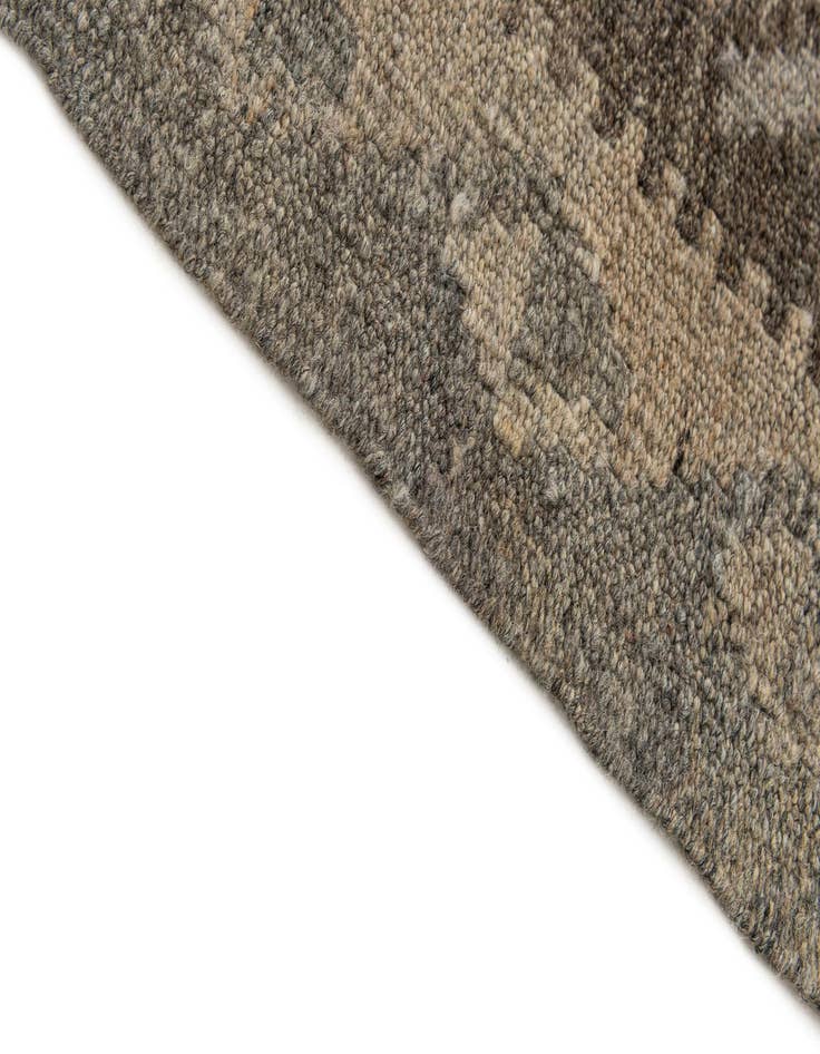 Detail image of  6' 11 x 10' 4  Hand Woven Kilim Maymana Wool Rug