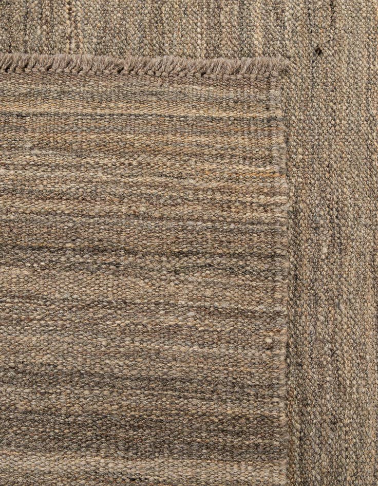 Detail image of  4' x 6' 1  Hand Woven Kilim Modern Wool Rug