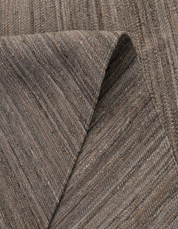 Detail image of  4' 10 x 6' 3  Hand Woven Kilim Modern Wool Rug