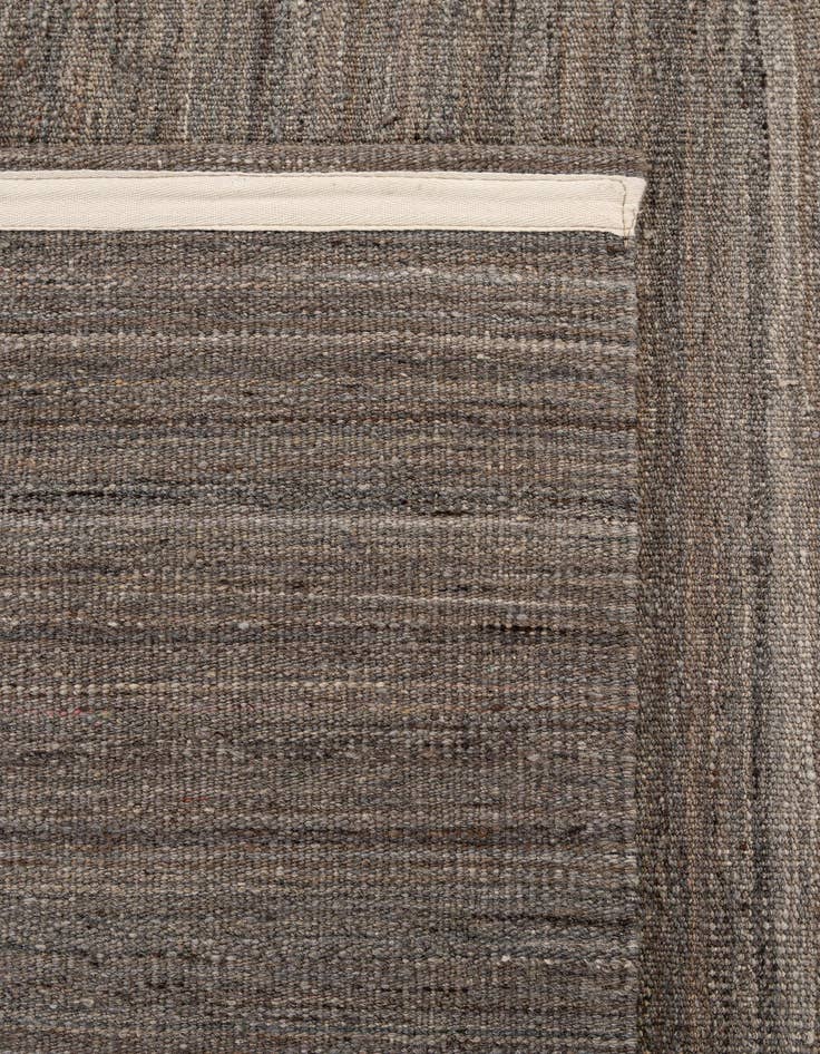 Detail image of  4' 10 x 6' 3  Hand Woven Kilim Modern Wool Rug