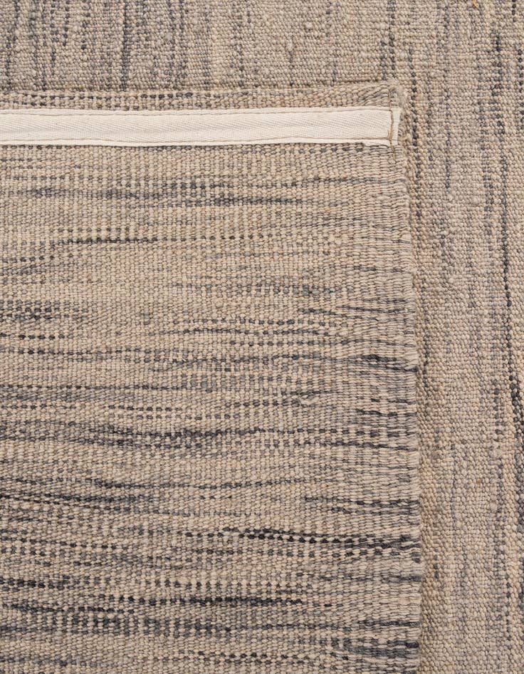 Detail image of  6' 6 x 9' 8  Hand Woven Kilim Modern Wool Rug