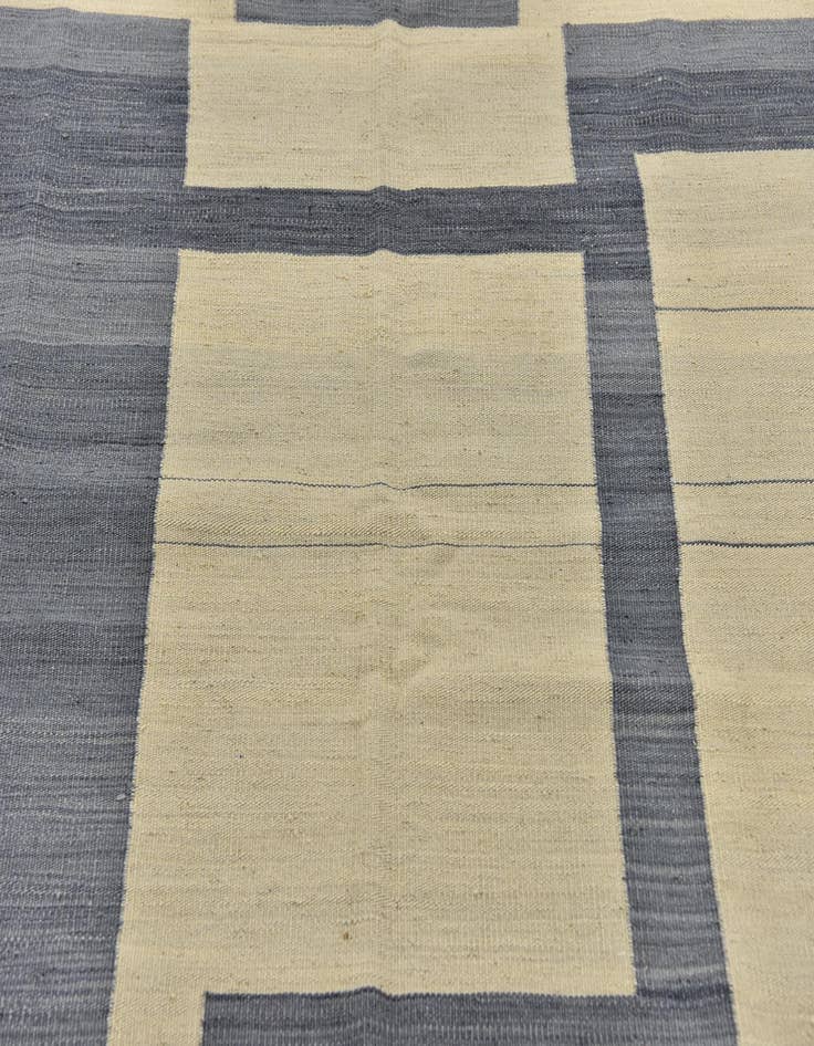 Detail image of  4' 2 x 5' 10  Hand Woven Kilim Modern Wool Rug