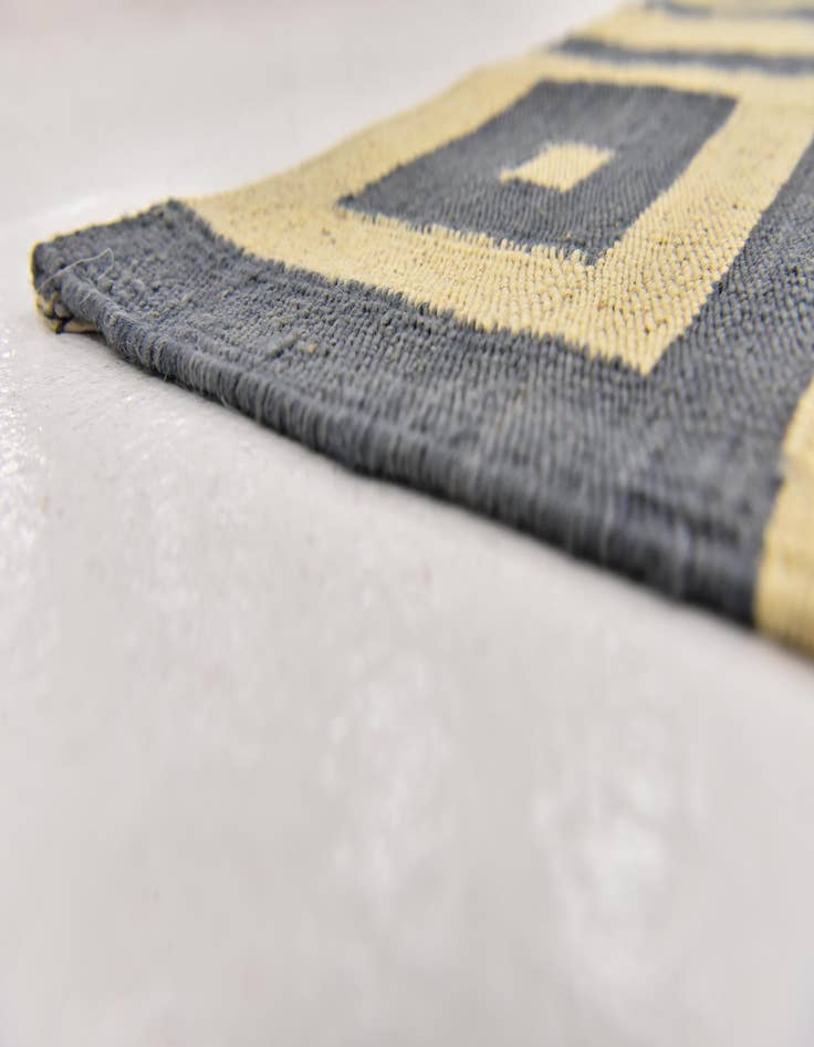 Detail image of  5' x 6' 6  Hand Woven Kilim Modern Wool Rug