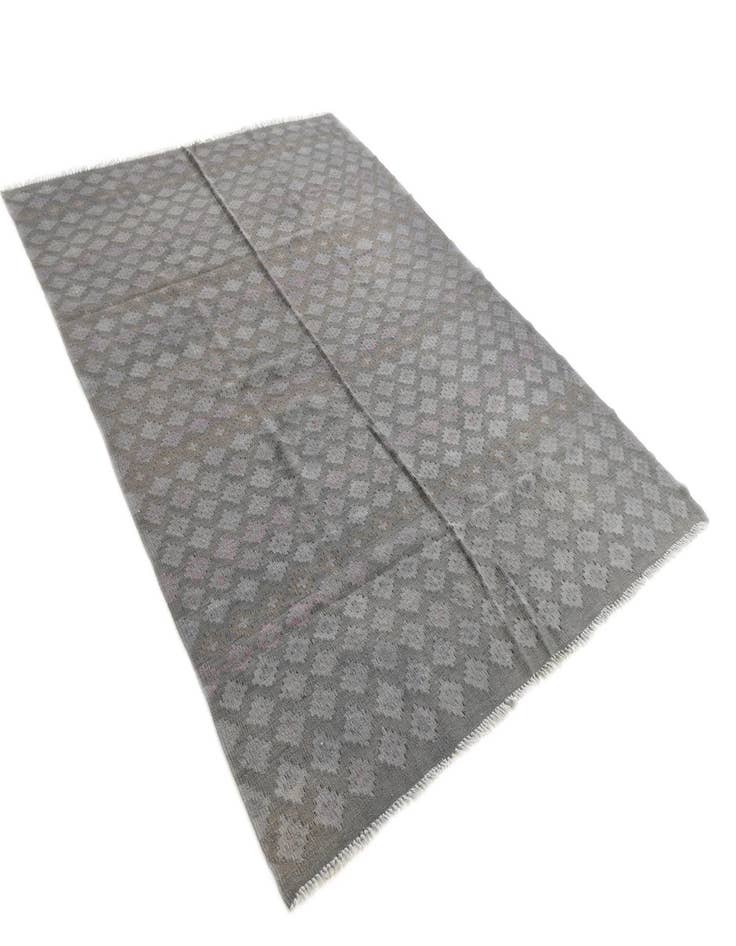 Detail image of  5' 4 x 7' 7  Hand Woven Kilim Modern Wool Rug