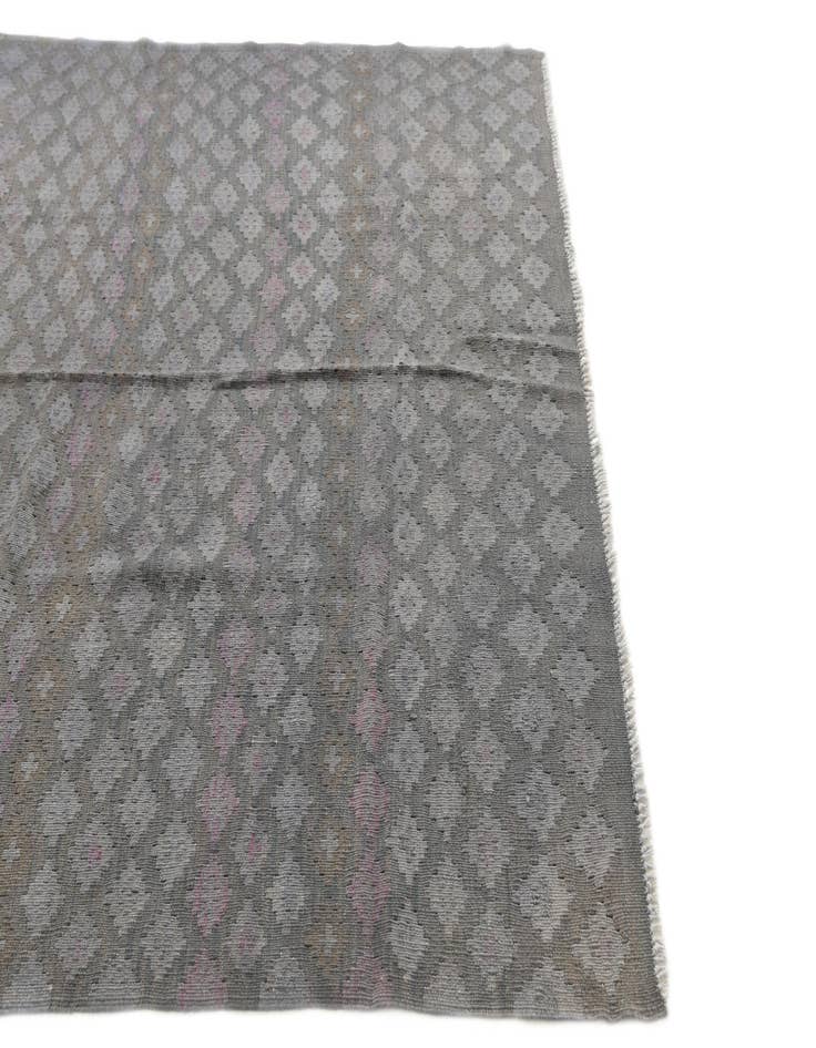 Detail image of  5' 4 x 7' 7  Hand Woven Kilim Modern Wool Rug