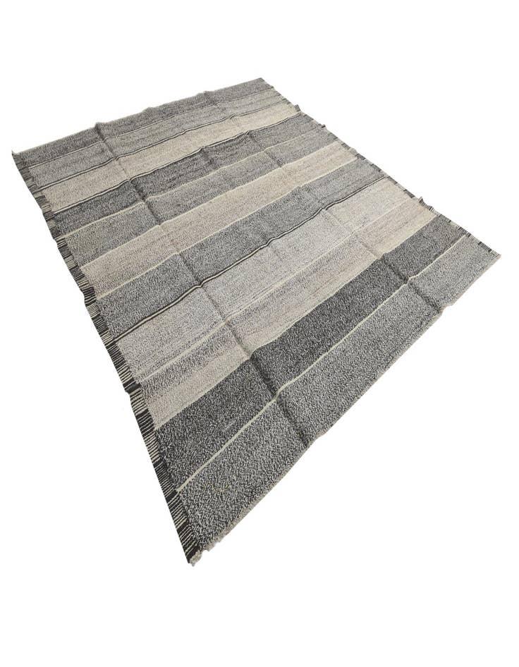 Detail image of  8' 4 x 9' 3  Hand Woven Kilim Modern Wool Rug