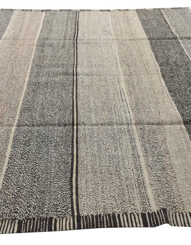 Detail image of  8' 4 x 9' 3  Hand Woven Kilim Modern Wool Rug