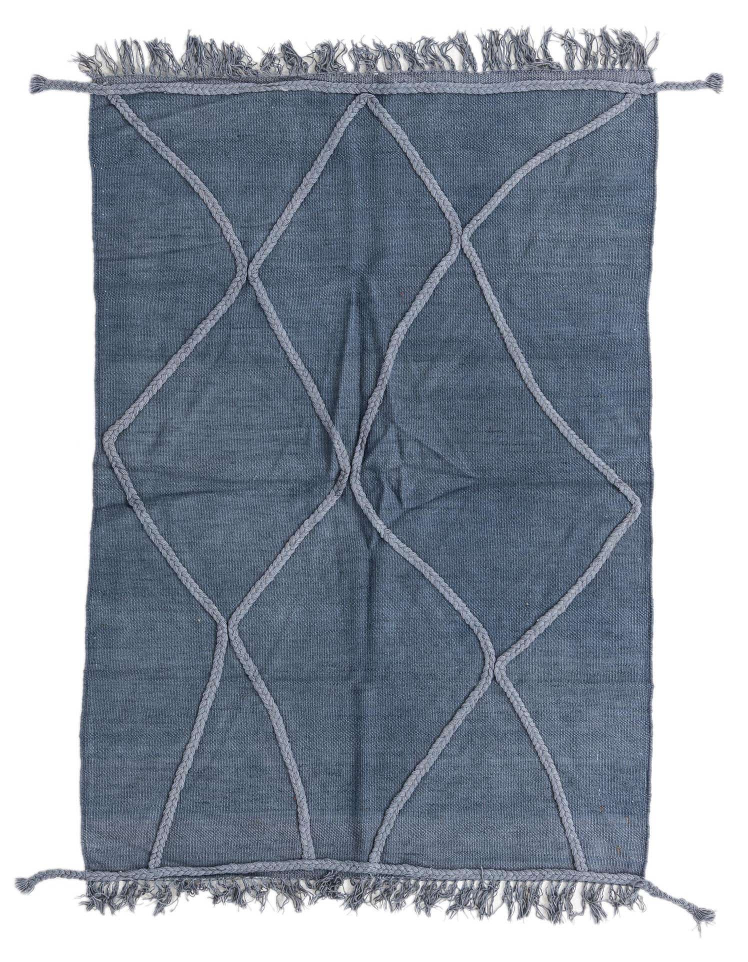 A 3x5 rectangular gray flatweave wool rug with a raised braided diamond pattern and fringed ends.
