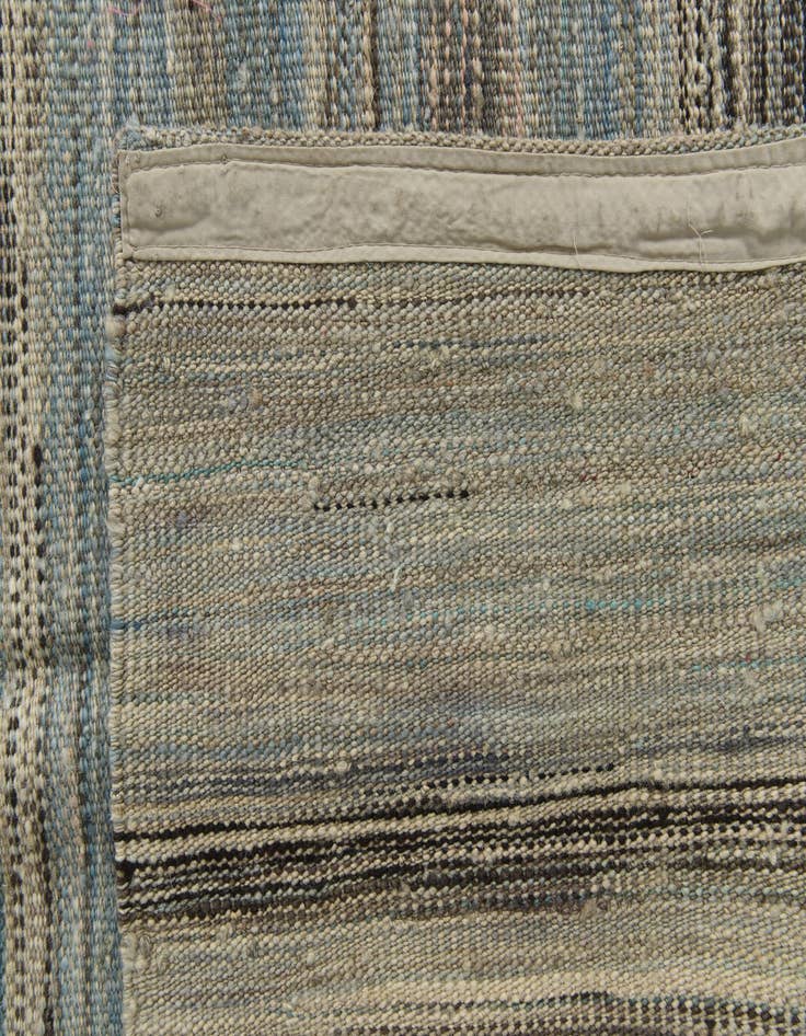 Detail image of  5' 5 x 8'  Hand Woven Kilim Modern Wool Rug