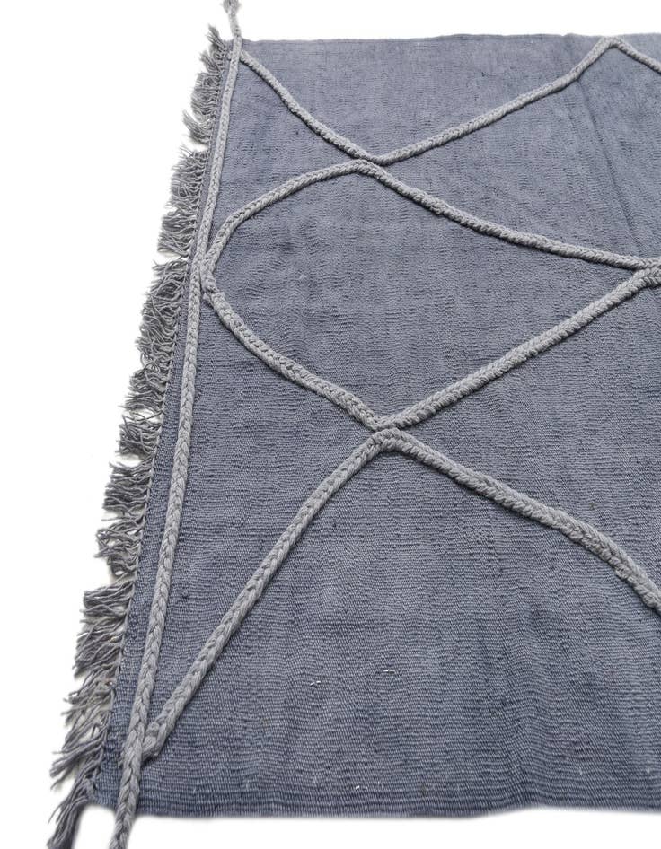 Detail image of  3' 4 x 4' 10  Hand Woven Kilim Modern Wool Rug