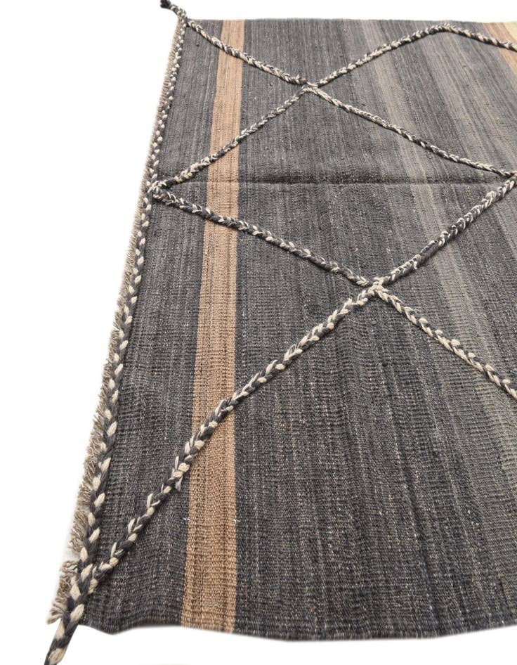 Detail image of  4' 5 x 6'  Hand Woven Kilim Modern Wool Rug