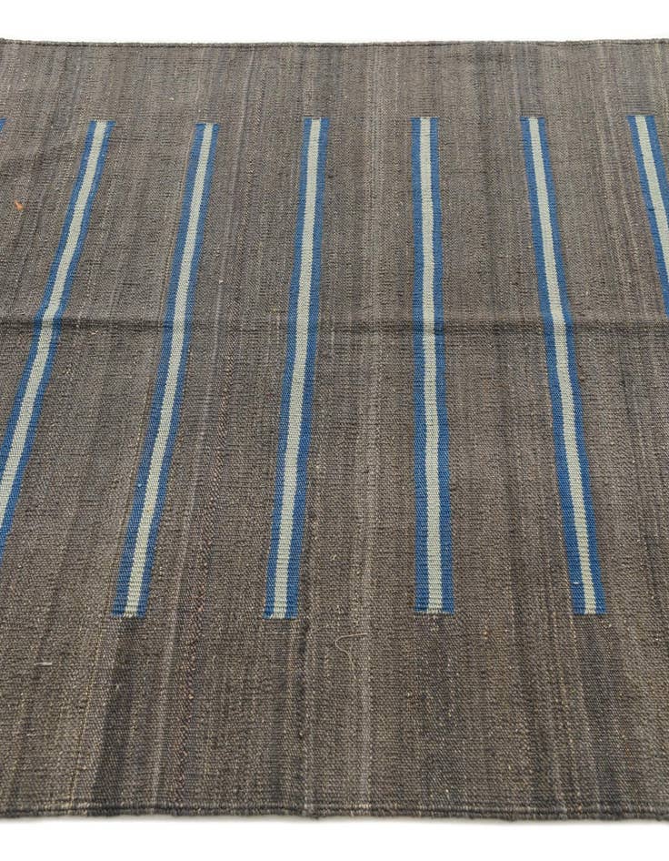 Detail image of  4' 2 x 6'  Hand Woven Kilim Modern Wool Rug