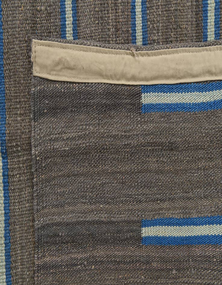 Detail image of  4' 2 x 6'  Hand Woven Kilim Modern Wool Rug