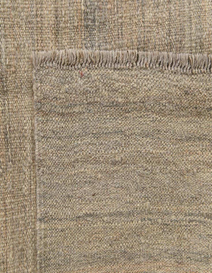 Detail image of  4' 1 x 6' 5  Hand Woven Kilim Modern Wool Rug
