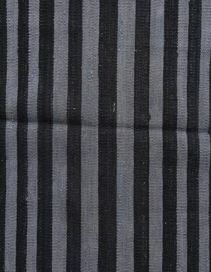 Detail image of  4' 4 x 5' 9  Hand Woven Kilim Modern Wool Rug