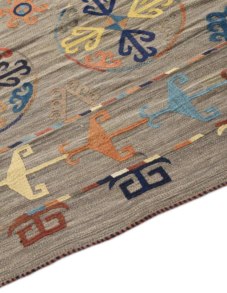 Detail image of  8' 7 x 11' 9  Hand Woven Kilim Modern Wool Rug