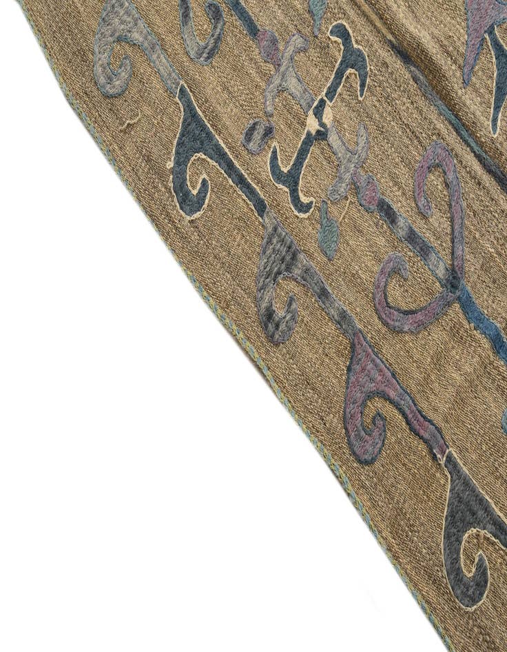 Detail image of  5' 5 x 7' 4  Hand Woven Kilim Modern Wool Rug