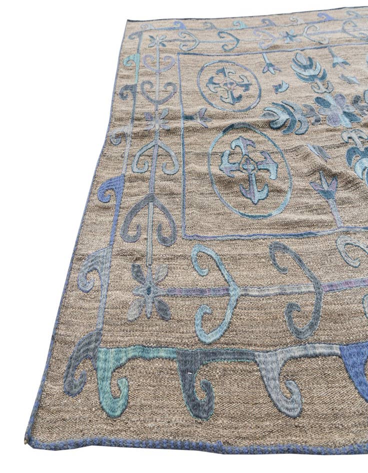 Detail image of  5' x 6' 2  Hand Woven Kilim Suzani Wool Rug