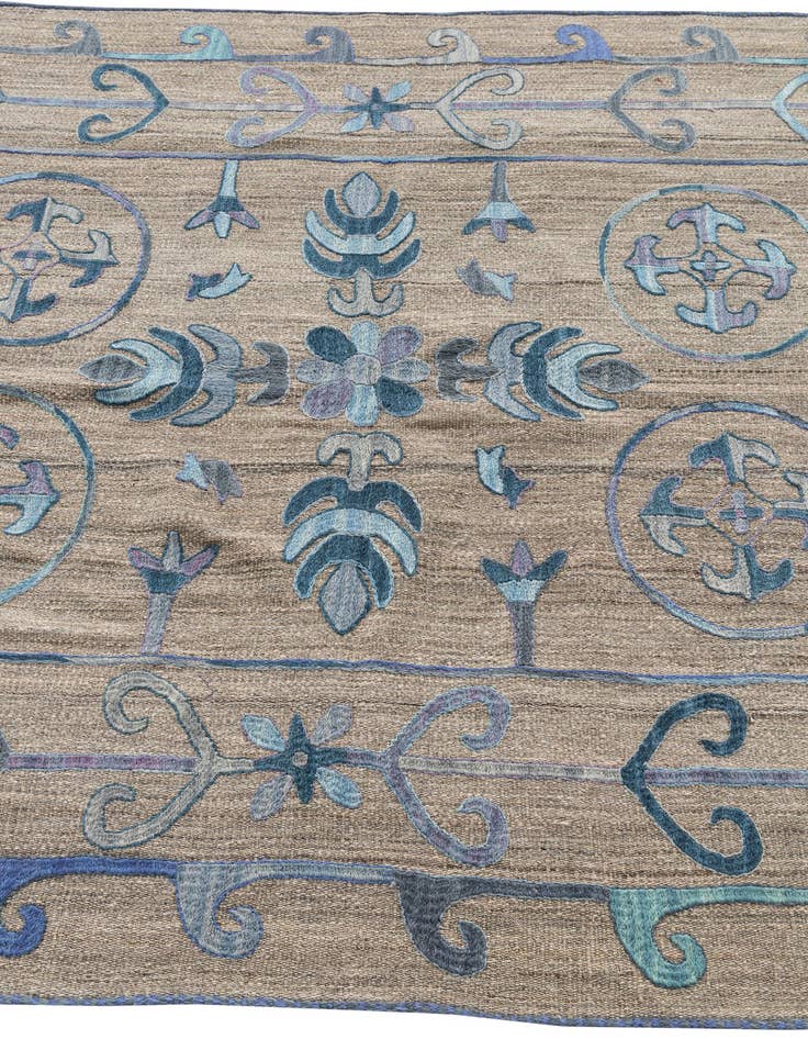 Detail image of  5' x 6' 2  Hand Woven Kilim Suzani Wool Rug