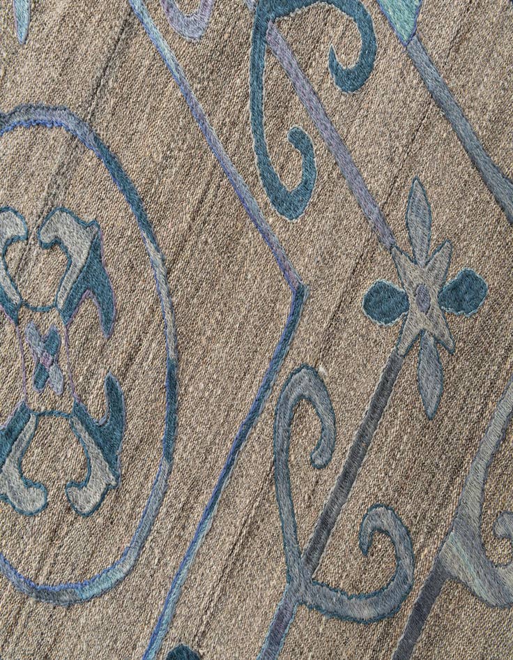 Detail image of  5' x 6' 2  Hand Woven Kilim Suzani Wool Rug