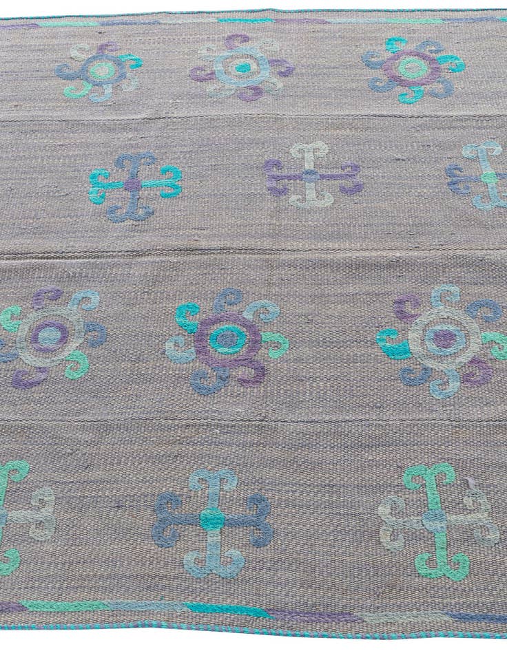 Detail image of  4' 3 x 5' 5  Hand Woven Kilim Suzani Wool Rug