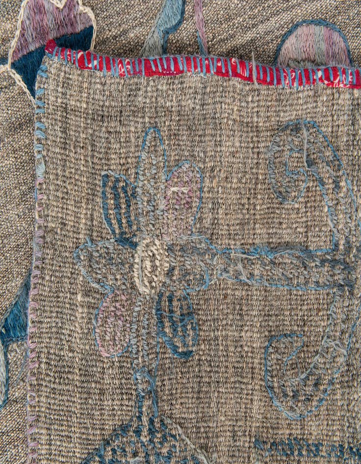 Detail image of  5' 3 x 6' 4  Hand Woven Kilim Suzani Wool Rug