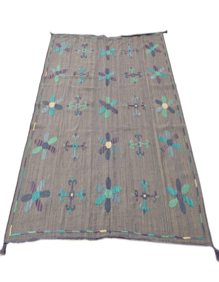 Detail image of  5' 1 x 6'  Hand Woven Kilim Suzani Wool Rug