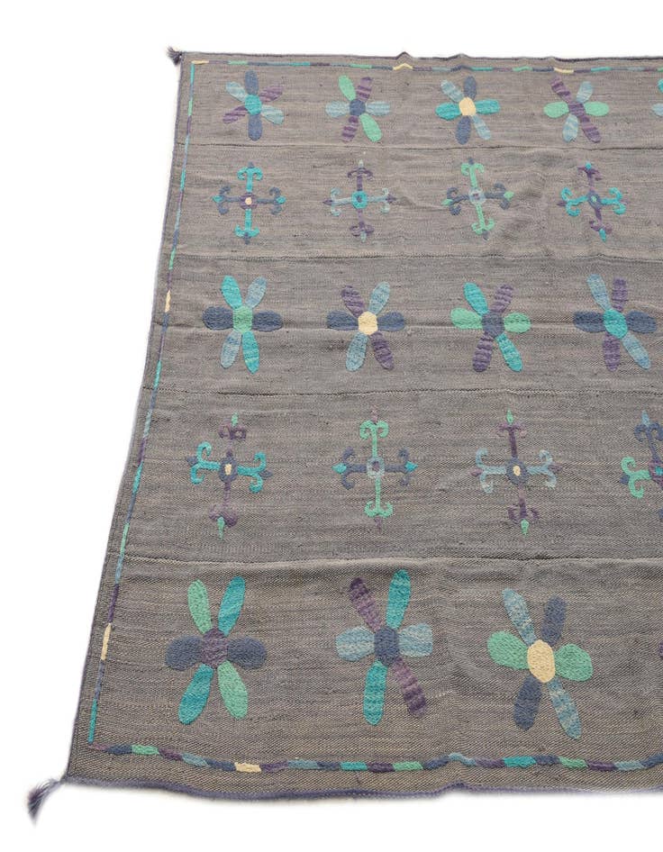 Detail image of  5' 1 x 6'  Hand Woven Kilim Suzani Wool Rug