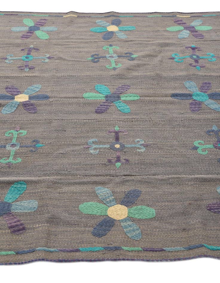 Detail image of  5' 1 x 6'  Hand Woven Kilim Suzani Wool Rug