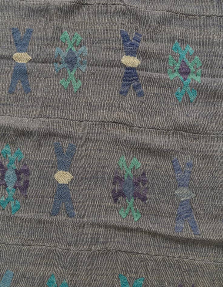 Detail image of  5' 3 x 6'  Hand Woven Kilim Suzani Wool Rug