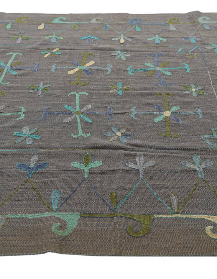 Detail image of  5' 10 x 6' 7  Hand Woven Kilim Suzani Wool Rug
