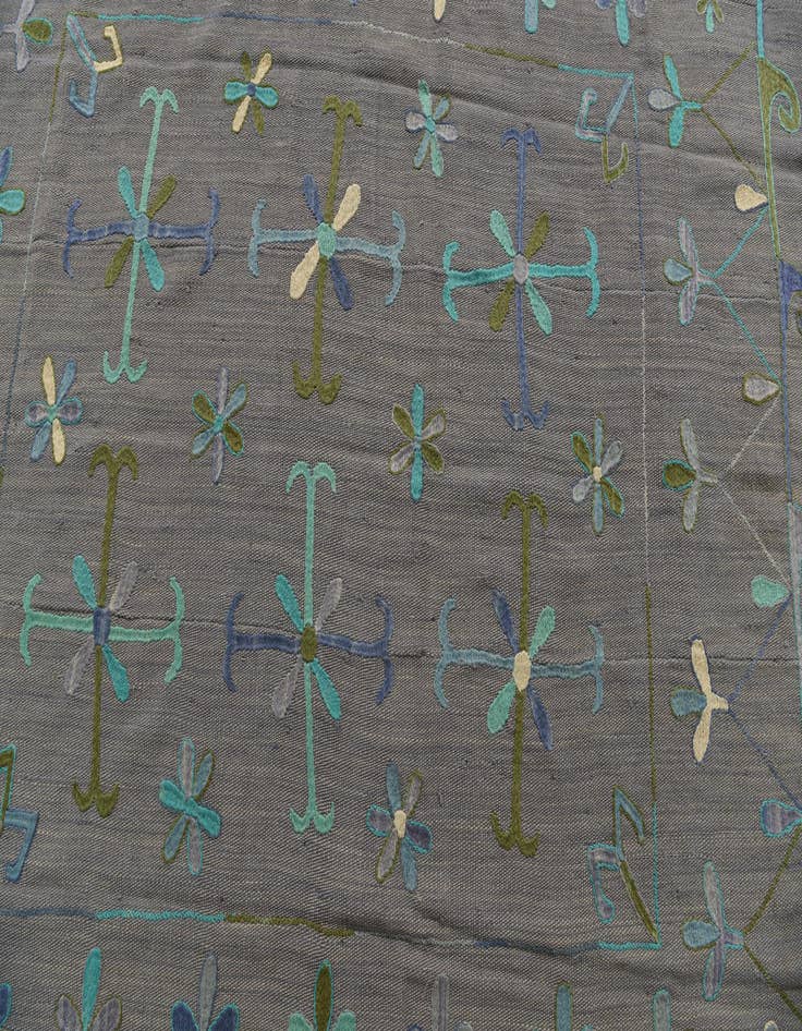 Detail image of  5' 10 x 6' 7  Hand Woven Kilim Suzani Wool Rug