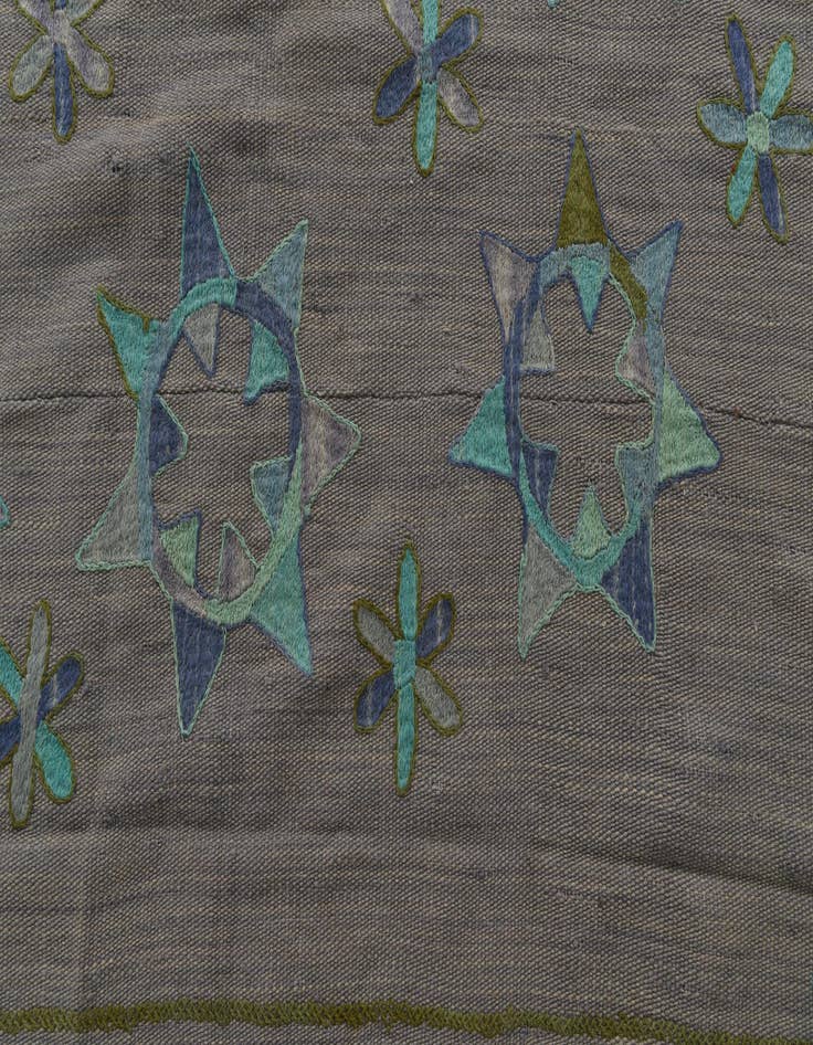 Detail image of  5' 9 x 7'  Hand Woven Kilim Suzani Wool Rug