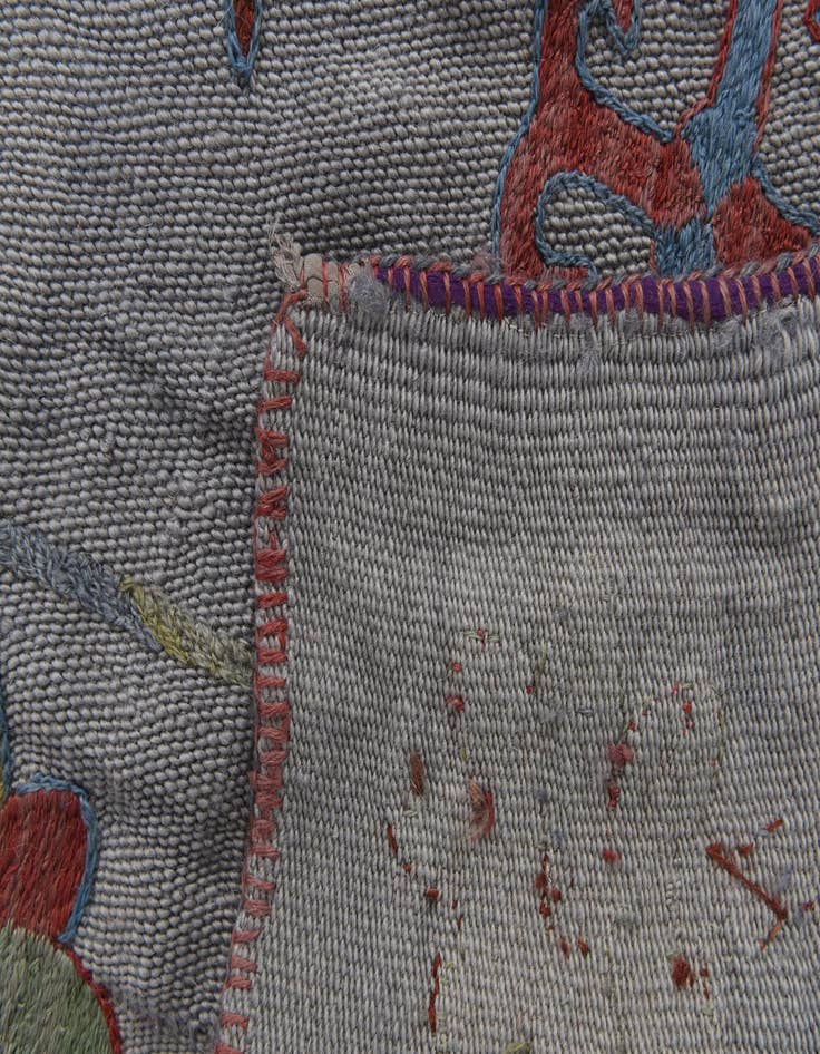 Detail image of  5' 9 x 7' 8  Hand Woven Kilim Suzani Wool Rug