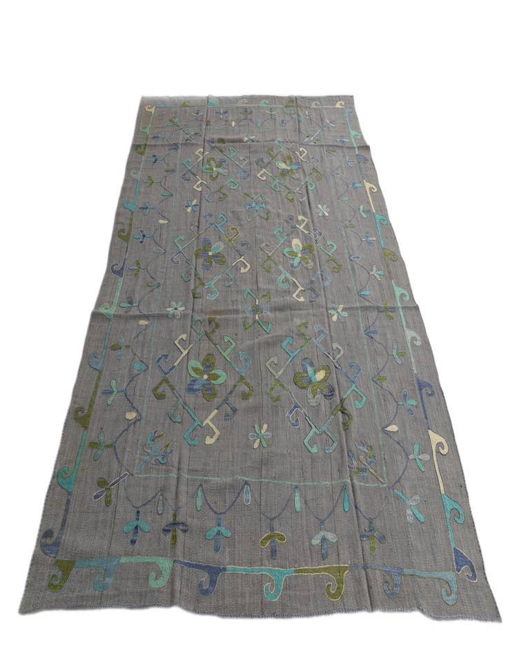 Detail image of  6' 9 x 9' 5  Hand Woven Kilim Suzani Wool Rug