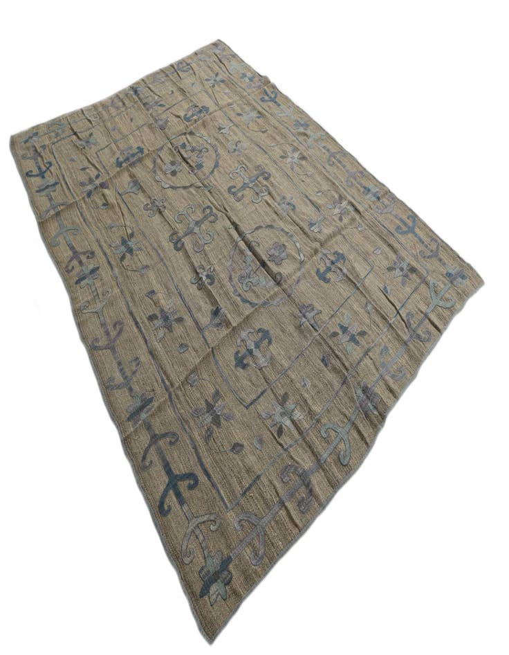 Detail image of  6' 7 x 8' 10  Hand Woven Kilim Suzani Wool Rug