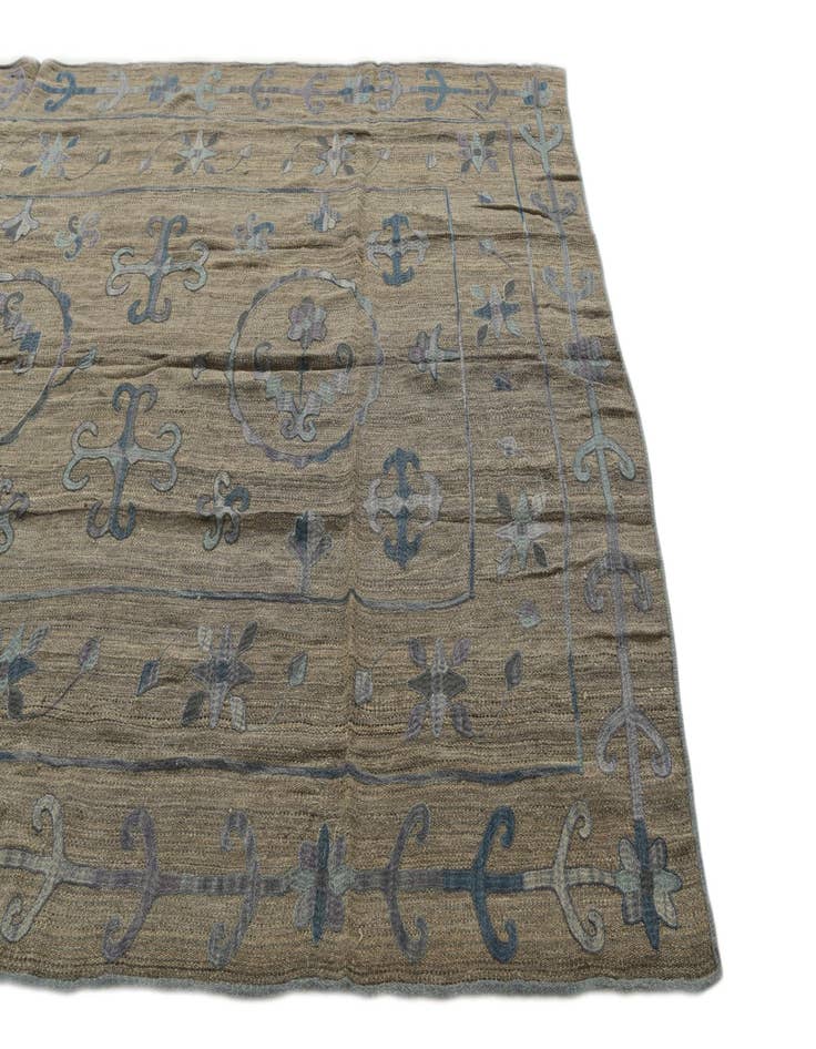 Detail image of  6' 7 x 8' 10  Hand Woven Kilim Suzani Wool Rug