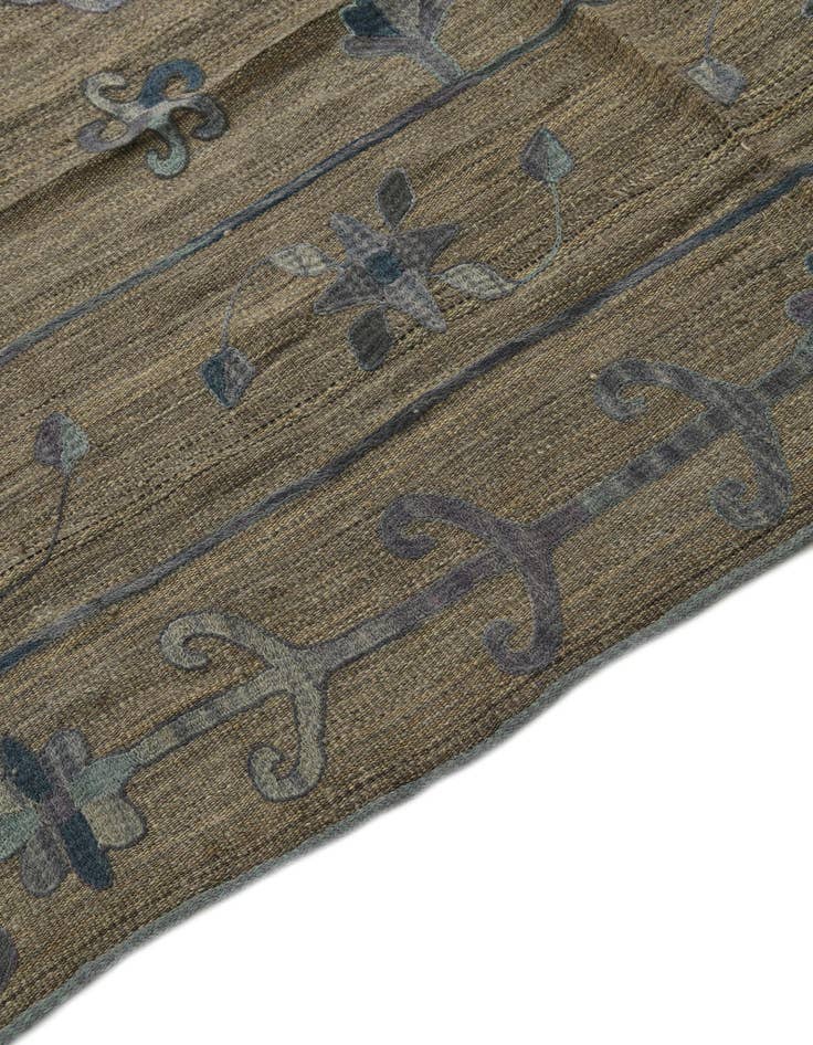 Detail image of  6' 7 x 8' 10  Hand Woven Kilim Suzani Wool Rug