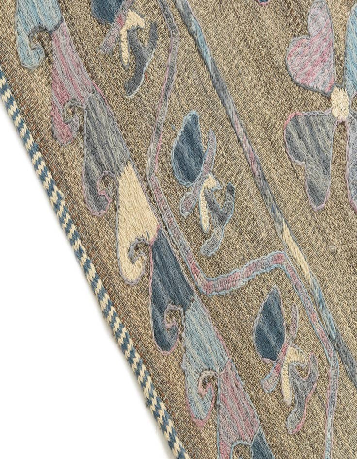 Detail image of  4' 8 x 7' 2  Hand Woven Kilim Suzani Wool Rug