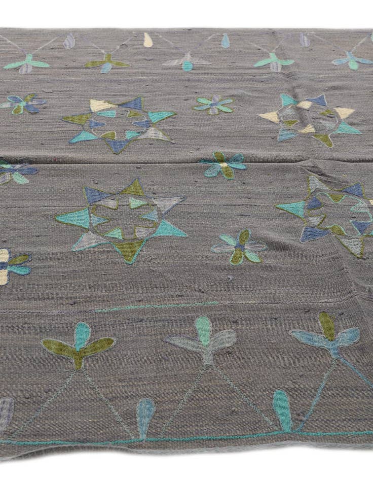 Detail image of  5' 5 x 7' 7  Hand Woven Kilim Suzani Wool Rug