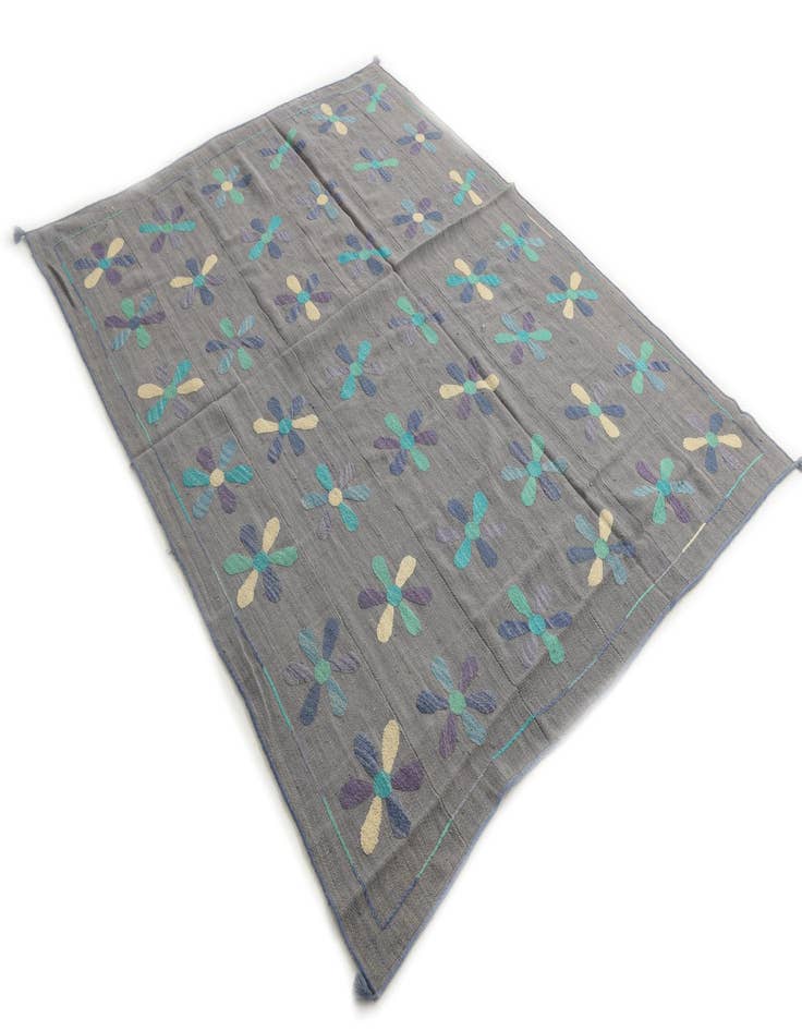 Detail image of  6' 1 x 7' 7  Hand Woven Kilim Suzani Wool Rug