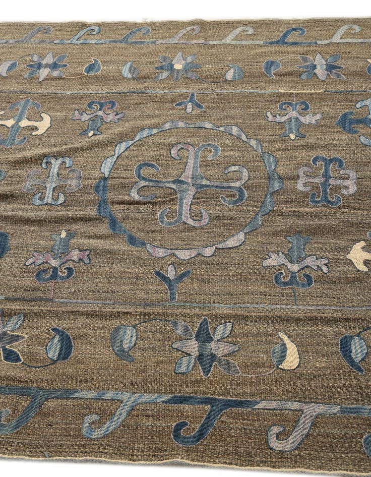 Detail image of  5' x 6' 2  Hand Woven Kilim Suzani Wool Rug