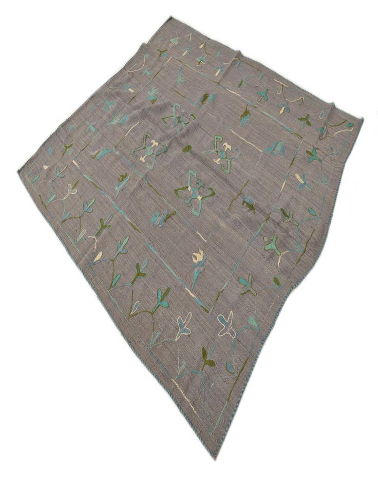 Detail image of  5' 9 x 6' 2  Hand Woven Kilim Suzani Wool Rug