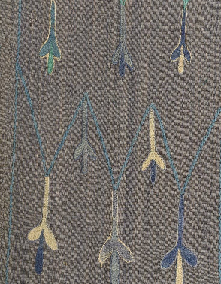 Detail image of  4' 7 x 6' 9  Hand Woven Kilim Suzani Wool Rug